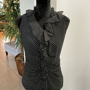 White House black market  stretchy tank size medium